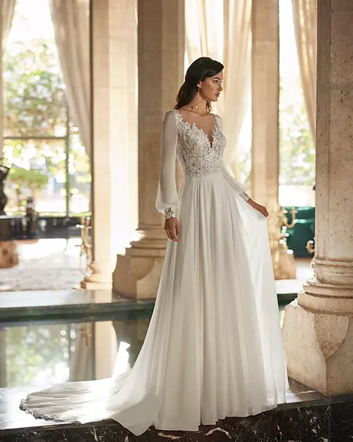 foto mulher com vestido evasê